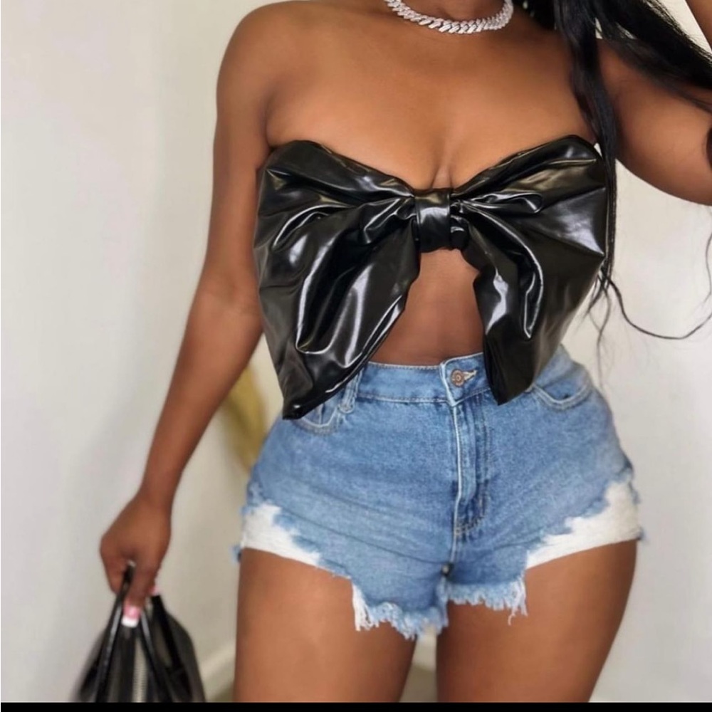 Gifted Bow Top